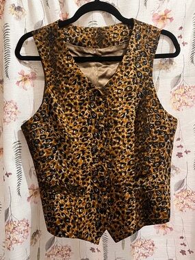 Leopard Print V-Neck Bodysuit Vest in Golden Brown